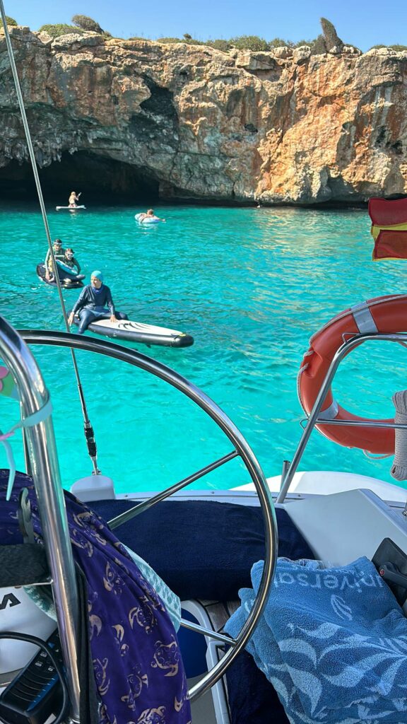 Alquiler barco paddel surf Porto Cristo